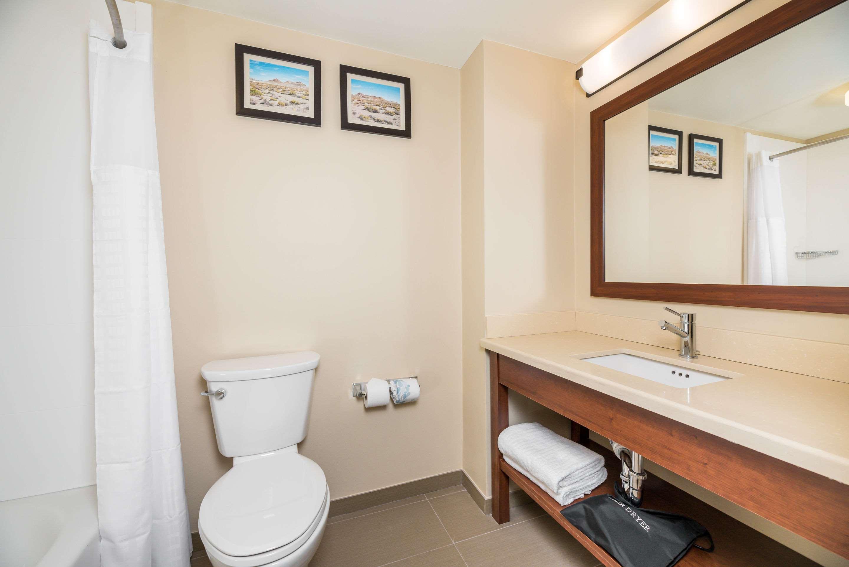 Comfort Inn Тонопа Экстерьер фото