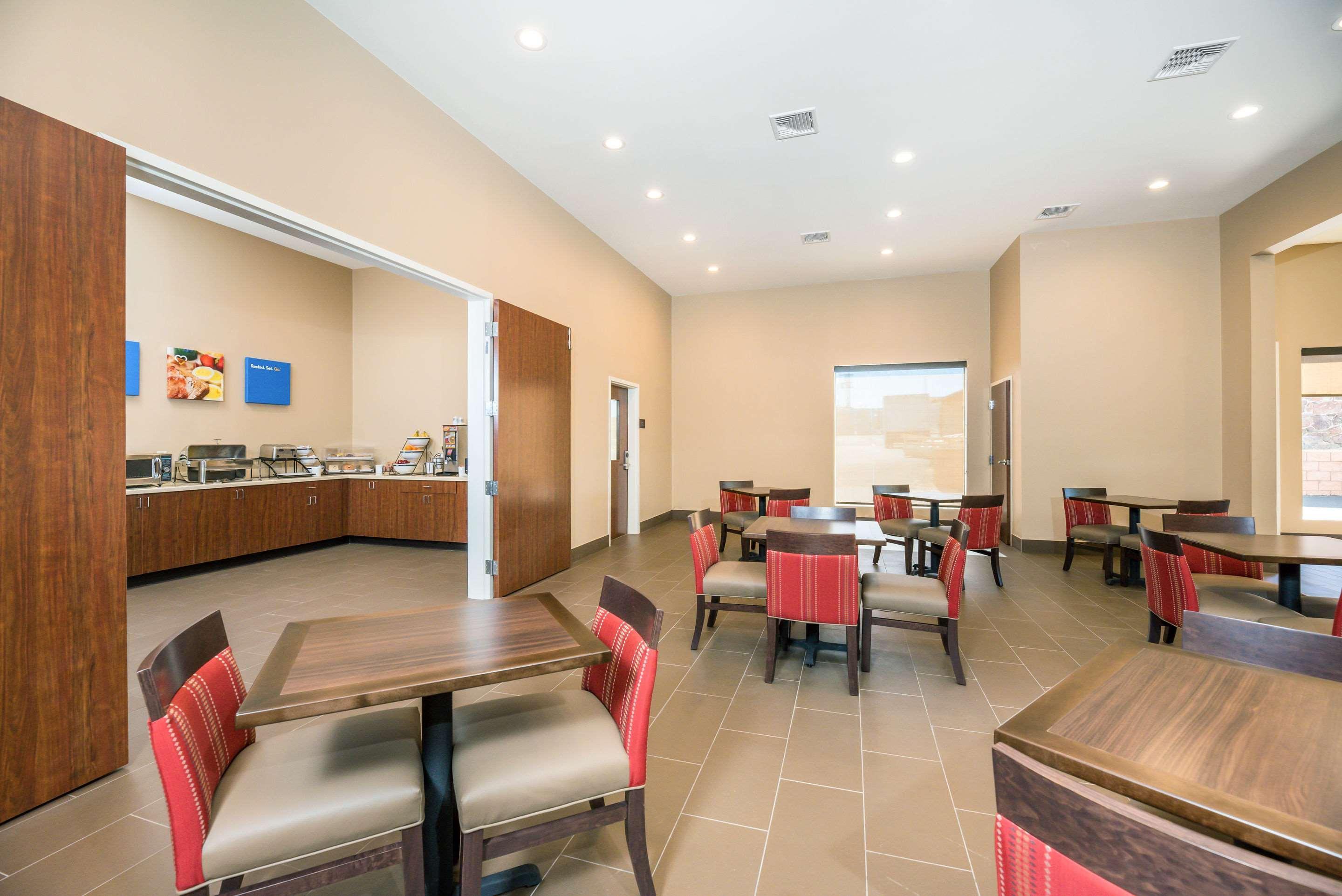 Comfort Inn Тонопа Экстерьер фото