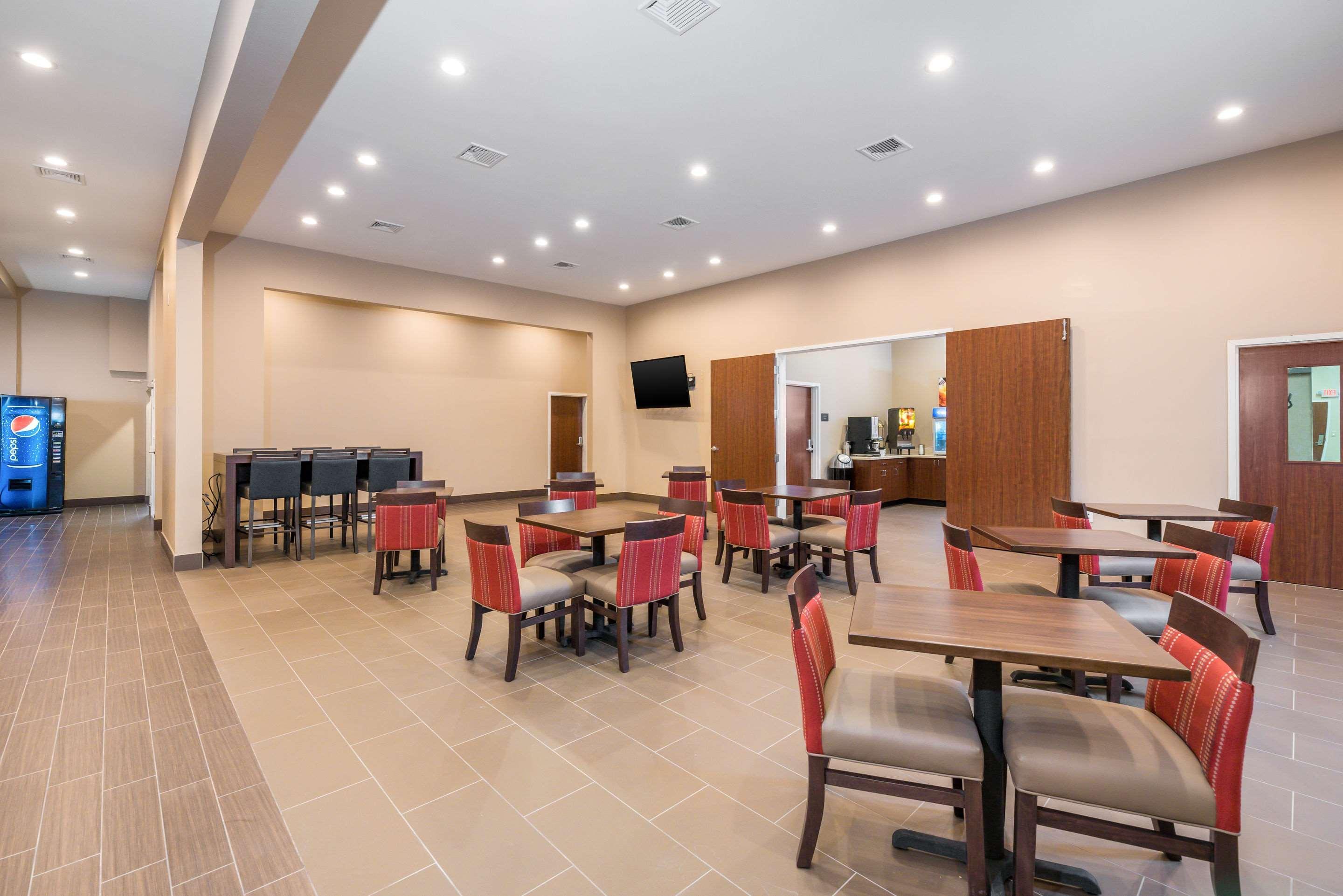 Comfort Inn Тонопа Экстерьер фото
